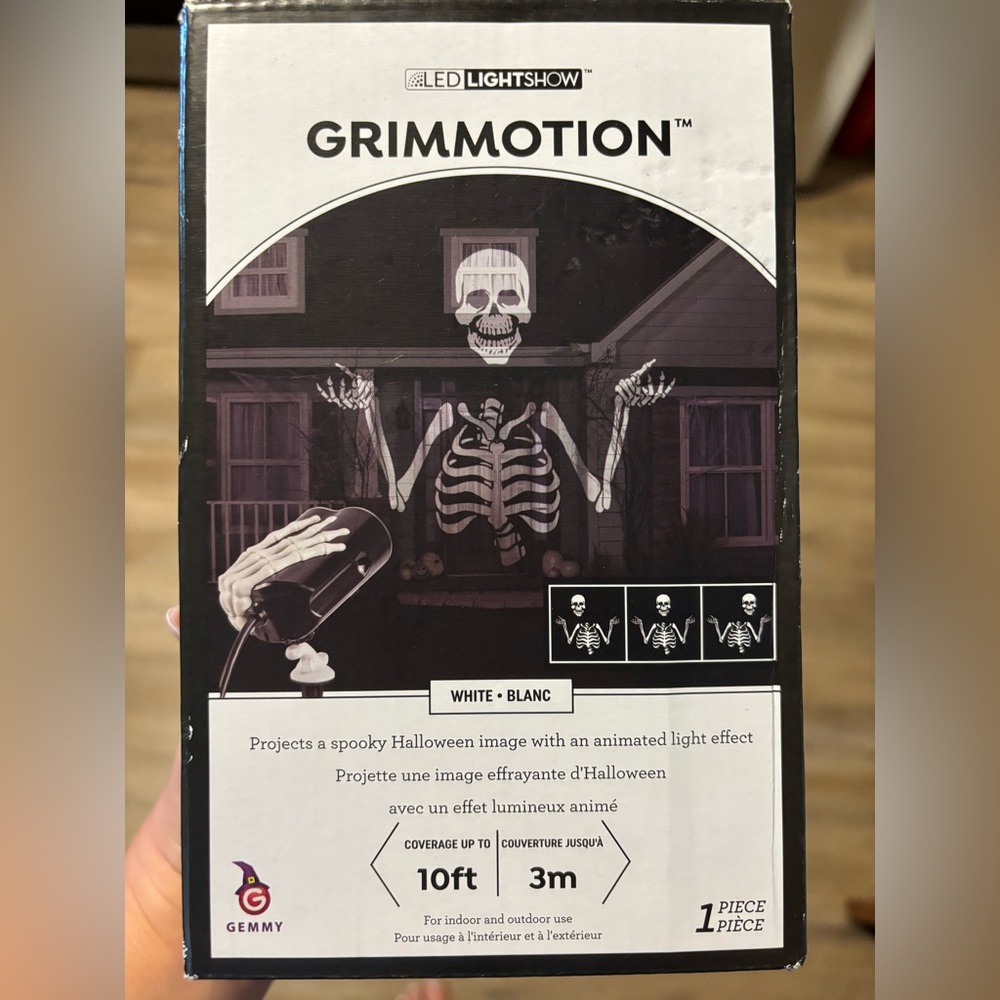 Grimmotion Halloween Skeleton Projector